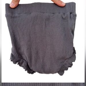 3 for $20! SpearmintLove charcoal Frill bloomers EUC 0-3m